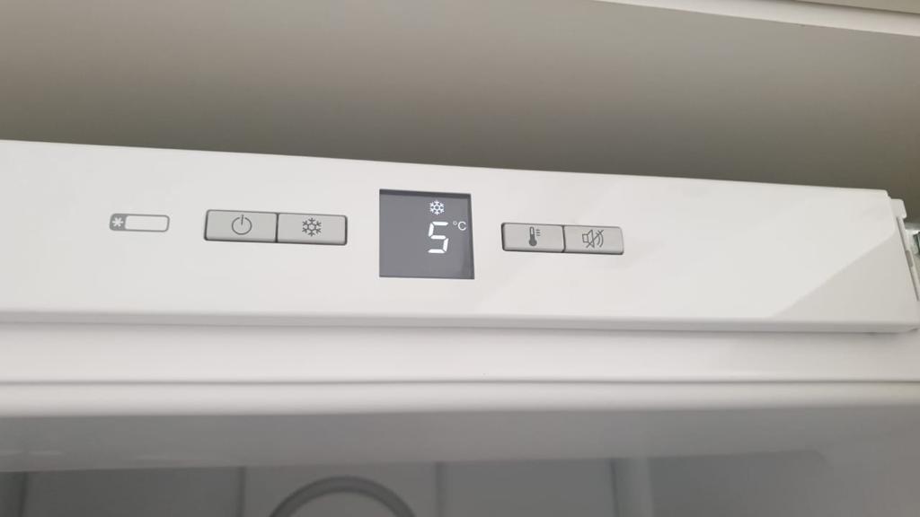 Ремонт холодильника Miele KFN 29283 D bb